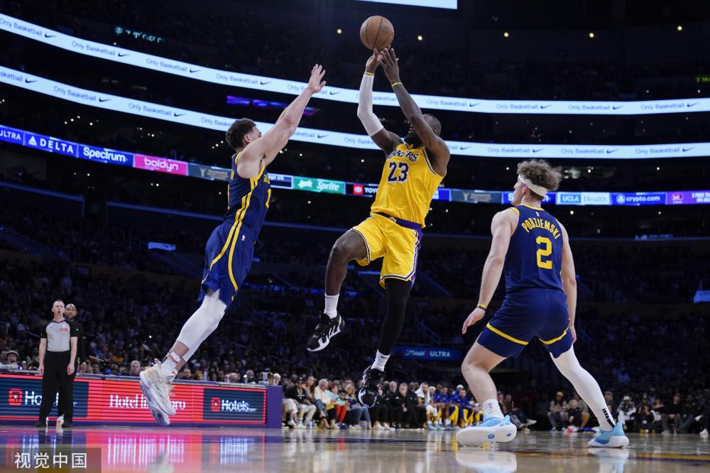 荣配合默契 荣配合默契