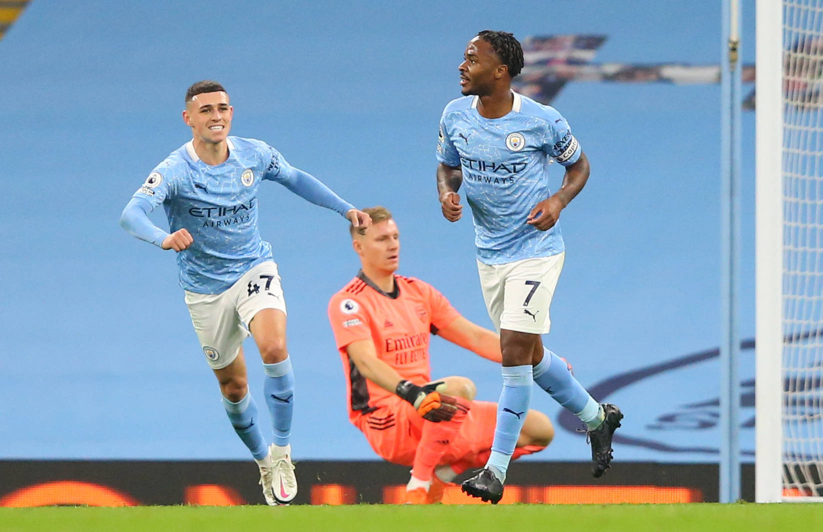 其中的一套 其中的一套